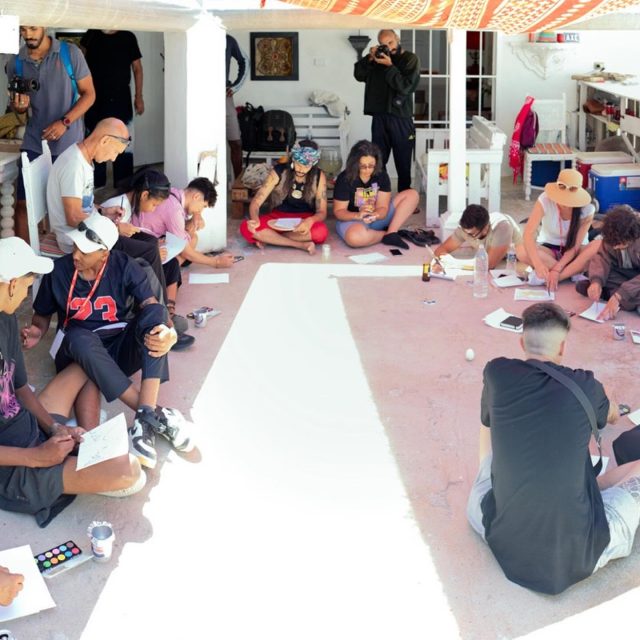 Clases grupales y talleres para todos en Proyecto Casa Gitana./Gruop classes and workshops for all at Proyecto Casa Gitana .